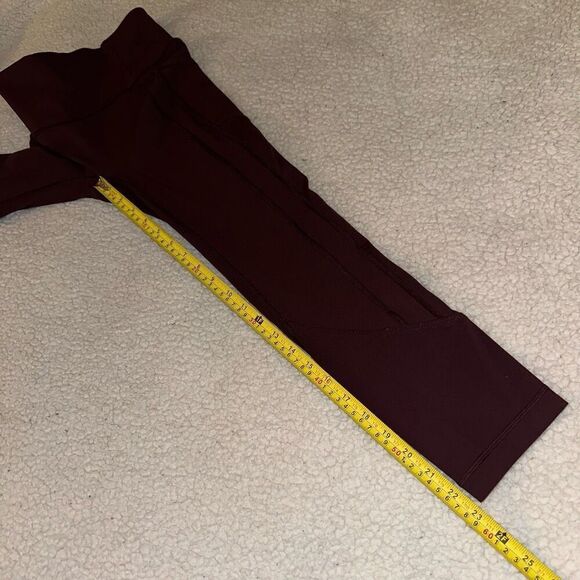 Lululemon Women’s Burgundy Maroon Athletic Leggings Size 6 EUC - Picture 10 of 12